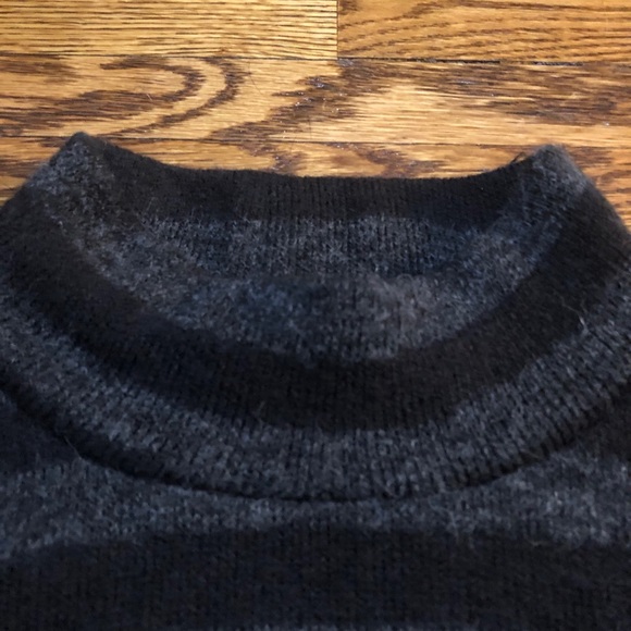 Black & grey striped sweater by Dynamite - Picture 3 of 3